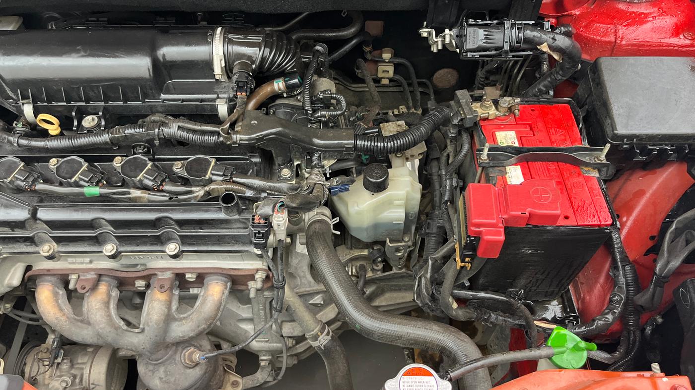2019 Maruti Swift ZXI AMT, Petrol, Automatic, 75,554 km, Engine View - Left