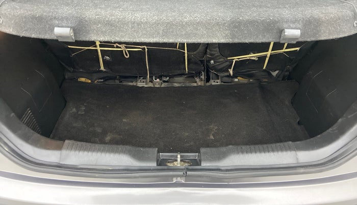 2018 Maruti IGNIS DELTA 1.2 K12, Petrol, Manual, 63,232 km, Boot Inside