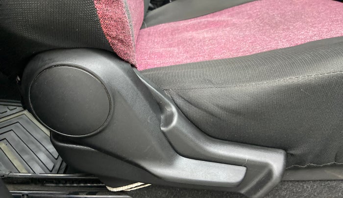 2018 Maruti IGNIS DELTA 1.2 K12, Petrol, Manual, 63,232 km, Driver Side Adjustment Panel