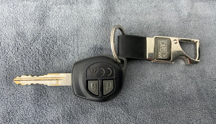 2018 Maruti IGNIS DELTA 1.2 K12, Petrol, Manual, 63,232 km, Key Close Up