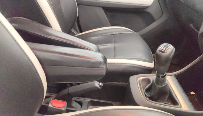 2023 Tata PUNCH ACCOMPLISHED MT CNG, CNG, Manual, 50,057 km, Gear Lever