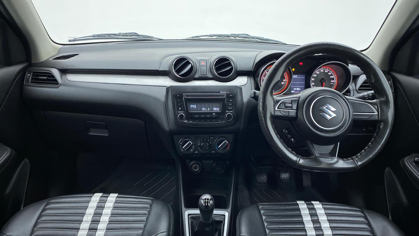 2020 Maruti Swift VXI D, Petrol, Manual, 42,783 km, Dashboard