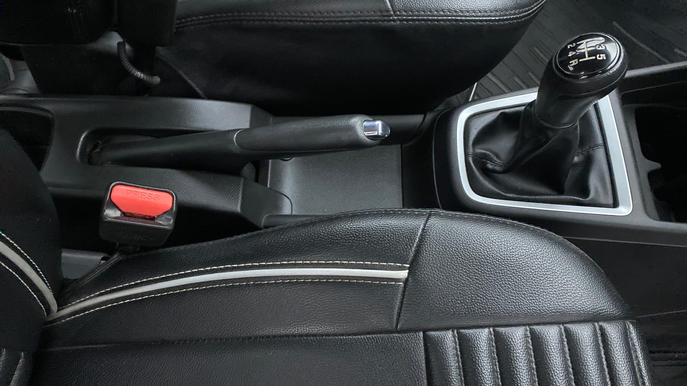 2020 Maruti Swift VXI D, Petrol, Manual, 42,783 km, Gear Lever
