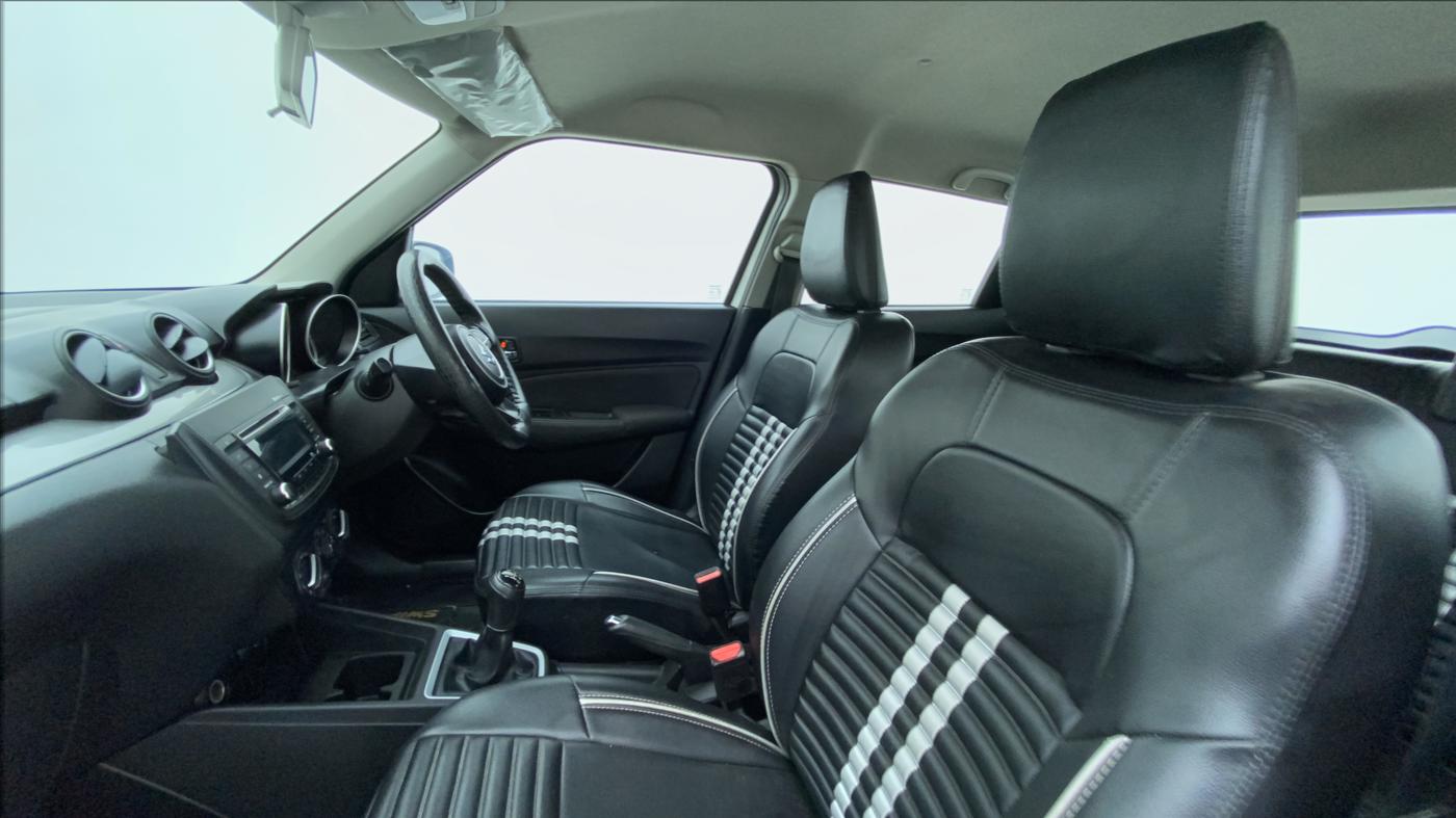 2020 Maruti Swift VXI D, Petrol, Manual, 42,783 km, Right Side Front Door Cabin