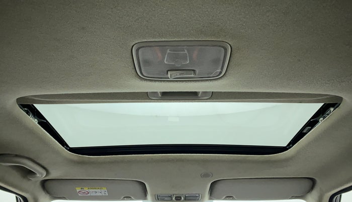 2021 Hyundai VENUE 1.5 SX(O) EXECUTIVE CRDI, Diesel, Manual, 36,366 km, Moonroof/ Sunroof
