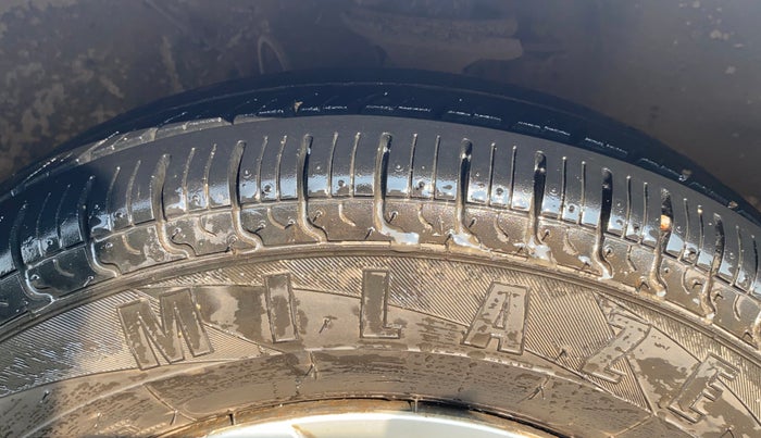 2019 Maruti Alto LXI, Petrol, Manual, 73,267 km, Left Front Tyre Tread