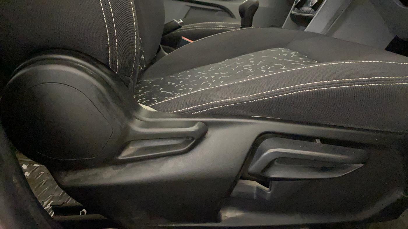 2021 Tata Tiago XZ PLUS PETROL, Petrol, Manual, 70,495 km, Driver Side Adjustment Panel