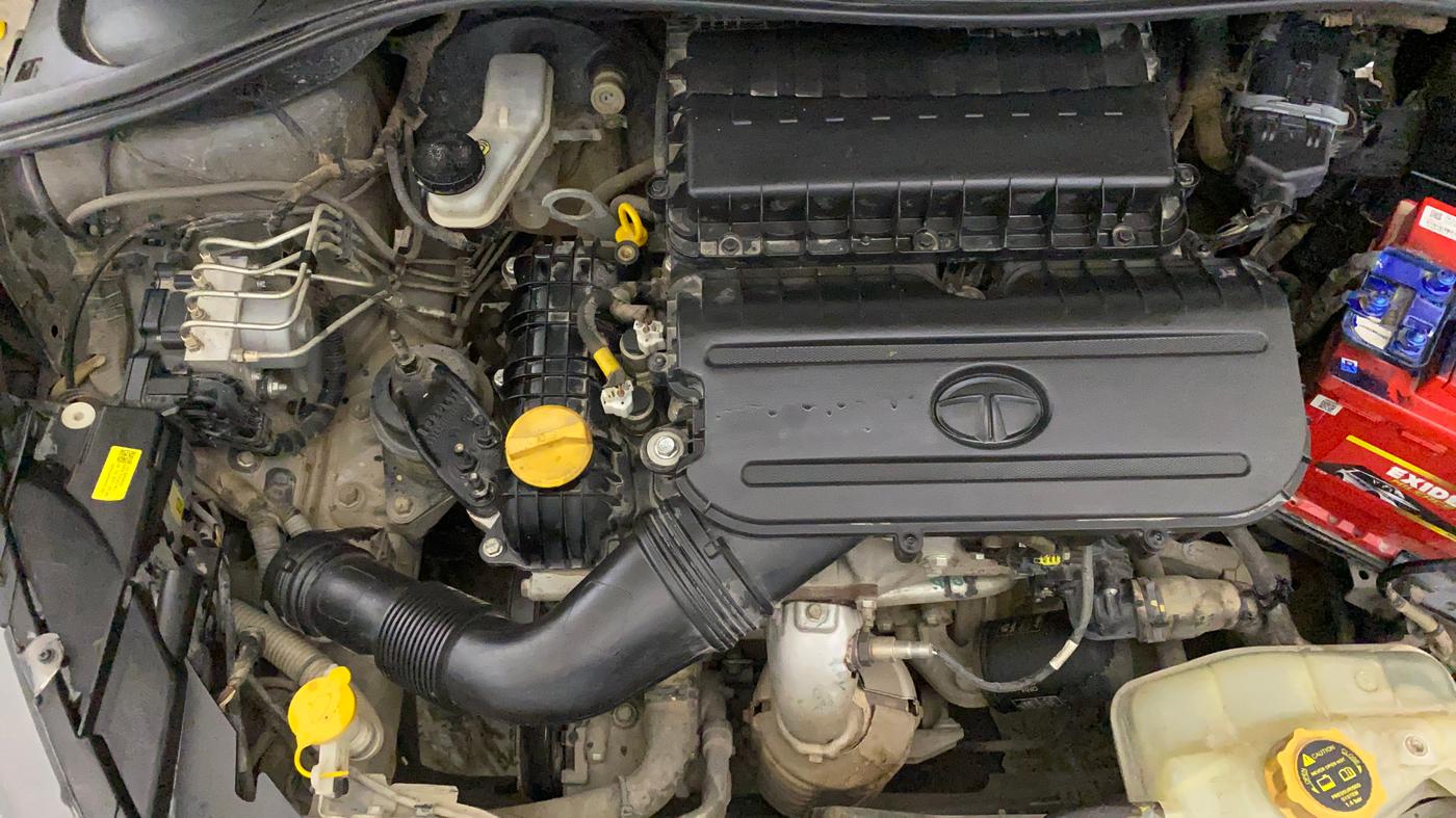 2021 Tata Tiago XZ PLUS PETROL, Petrol, Manual, 70,495 km, Engine View - Right
