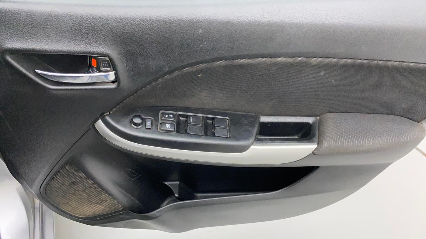 2018 Maruti Baleno DELTA CVT PETROL 1.2, Petrol, Automatic, 54,921 km, Driver Side Door Panels Control