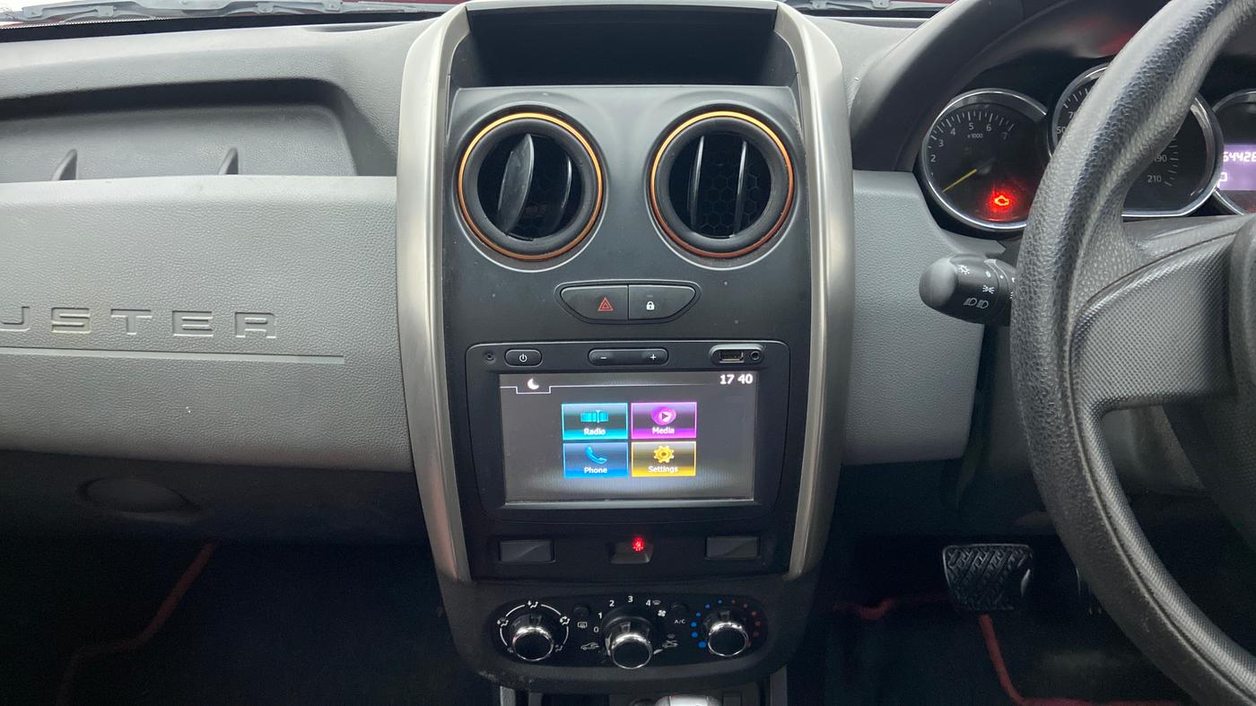 2017 Renault Duster RXS CVT, Petrol, Automatic, 54,426 km, Air Conditioner