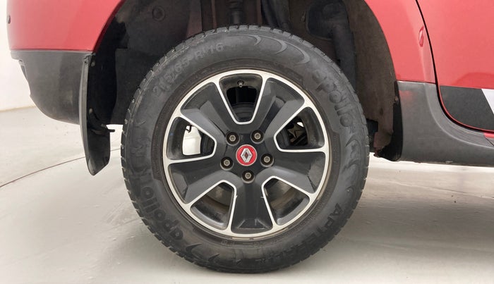 2017 Renault Duster RXS CVT, Petrol, Automatic, 54,426 km, Right Rear Wheel