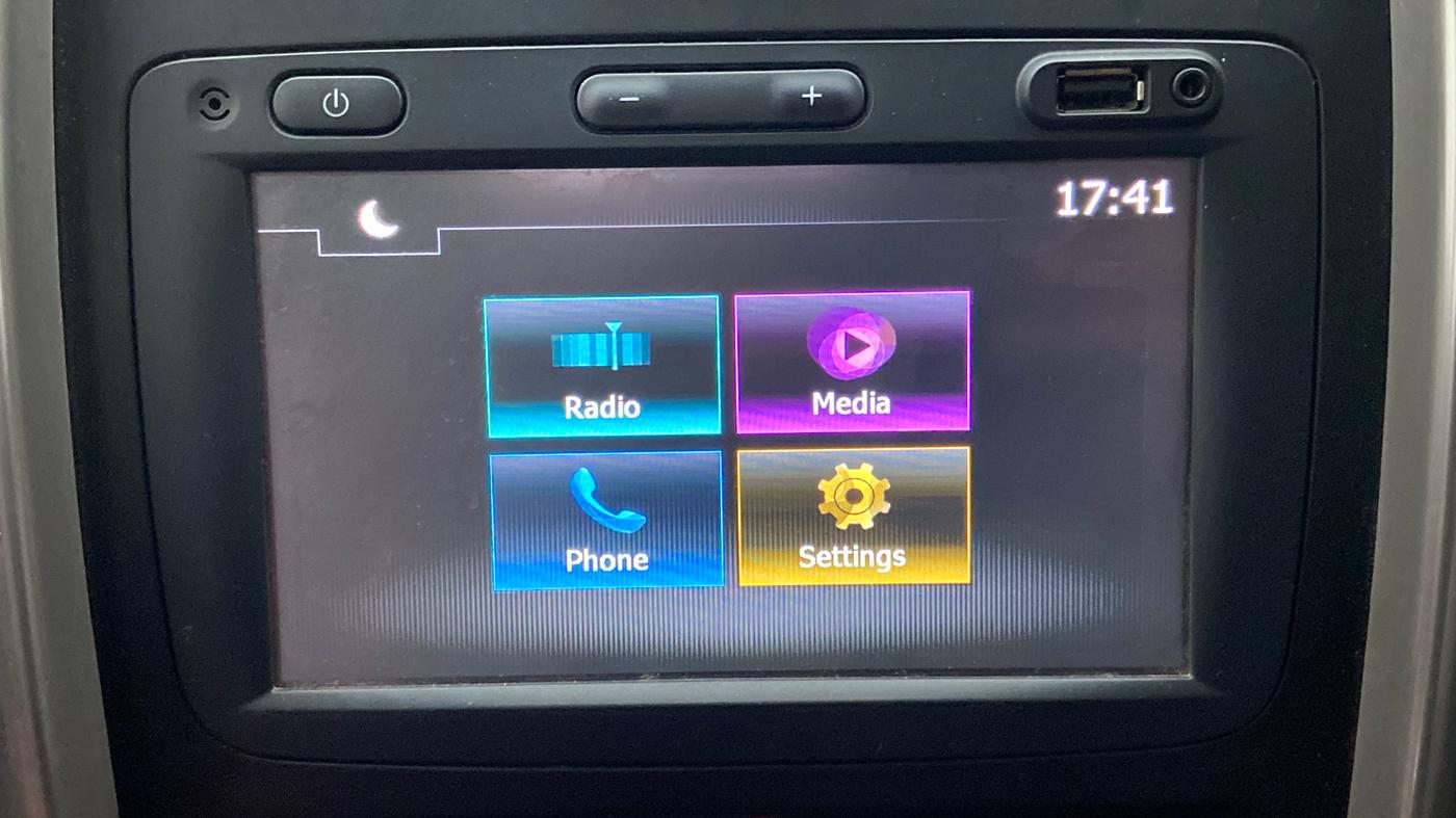 2017 Renault Duster RXS CVT, Petrol, Automatic, 54,426 km, Touchscreen Infotainment System