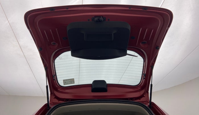 2017 Renault Duster RXS CVT, Petrol, Automatic, 54,426 km, Boot Door Open