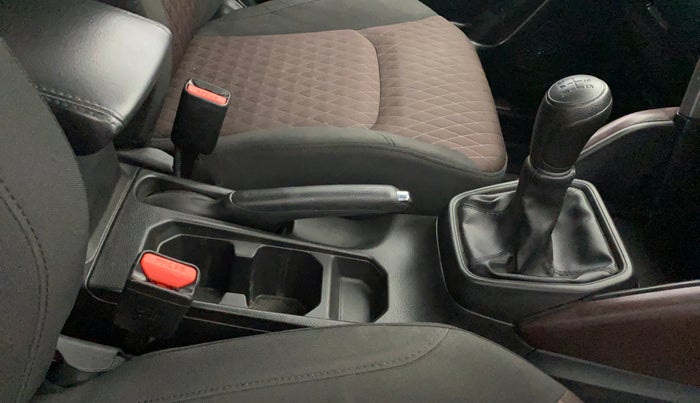 2023 Maruti Grand Vitara SIGMA SMART HYBRID, Petrol, Manual, 12,926 km, Gear Lever