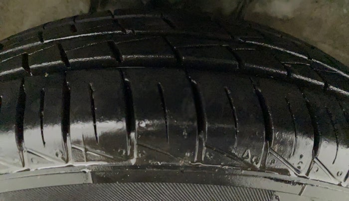 2020 Maruti Alto VXI PLUS, Petrol, Manual, 3,629 km, Right Front Tyre Tread