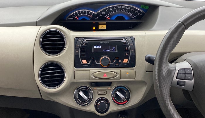 2013 Toyota Etios V, Petrol, Manual, 50,578 km, Air Conditioner