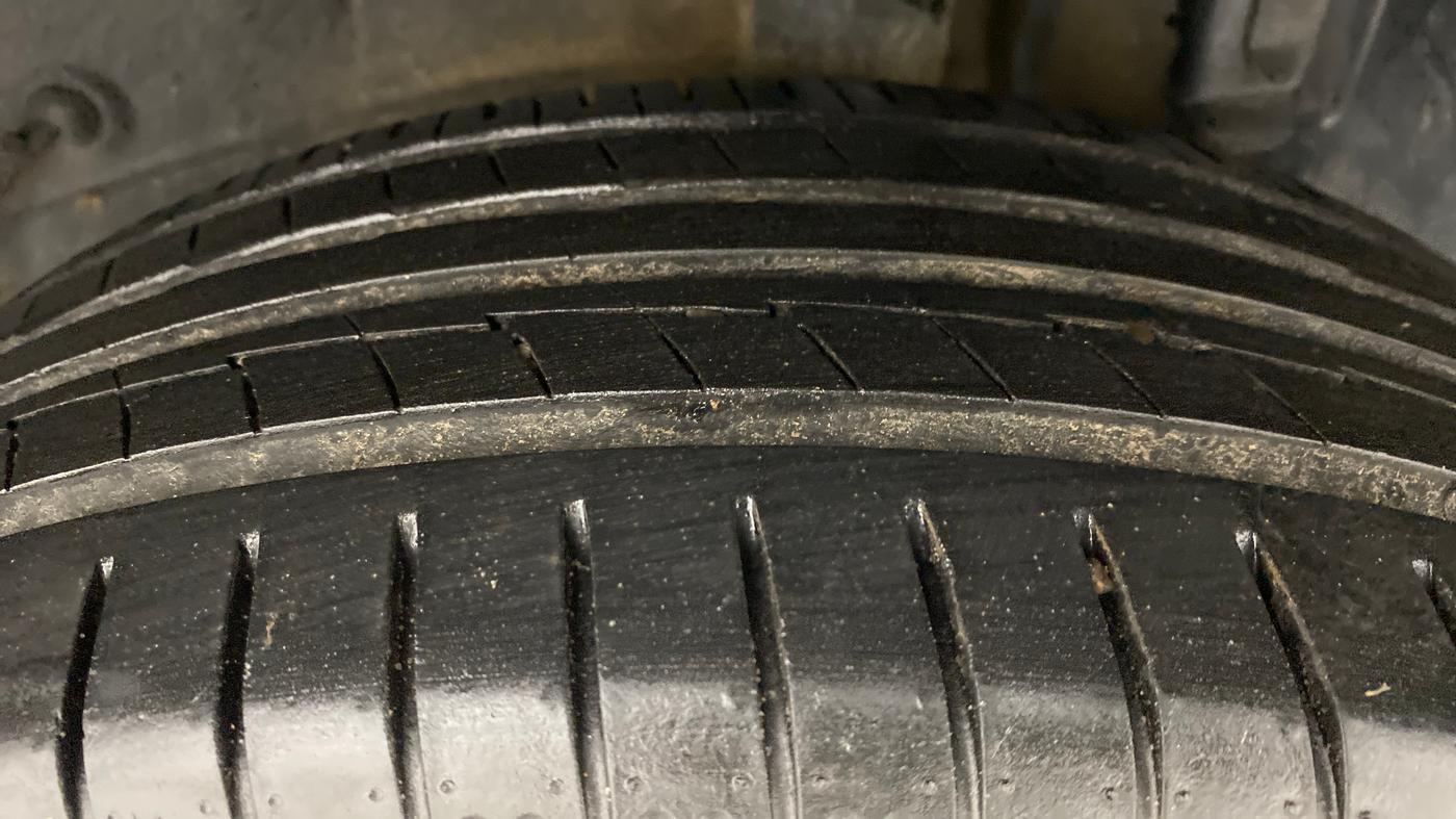 2013 Toyota Etios V, Petrol, Manual, 50,578 km, Left Rear Tyre Tread