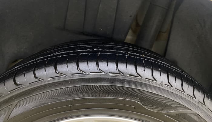 2023 Maruti Dzire ZXI CNG, CNG, Manual, 67,776 km, Left Rear Tyre Tread