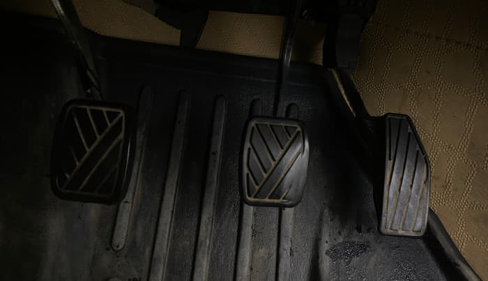 2023 Maruti Dzire ZXI CNG, CNG, Manual, 67,776 km, Pedals