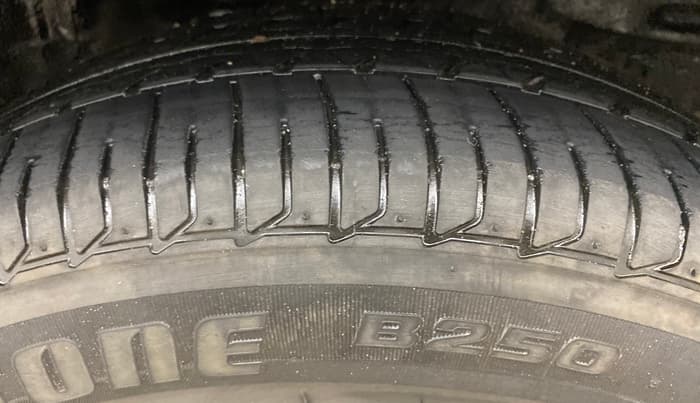 2018 Toyota Corolla Altis J PETROL, Petrol, Manual, 70,965 km, Left Rear Tyre Tread
