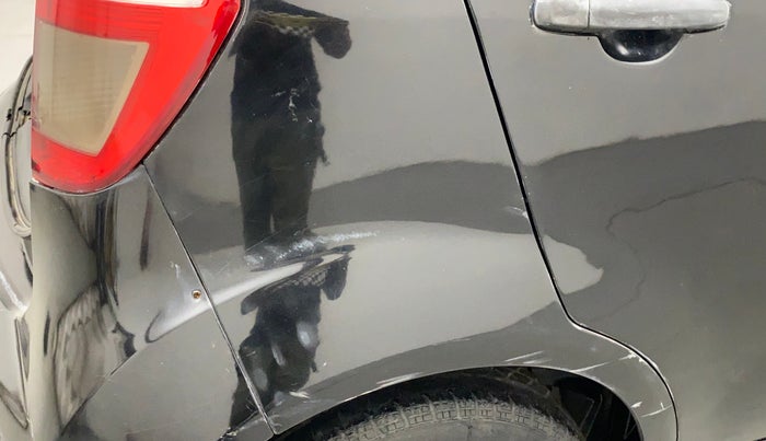 2010 Maruti Ritz VXI, Petrol, Manual, 82,020 km, Right quarter panel - Slightly dented