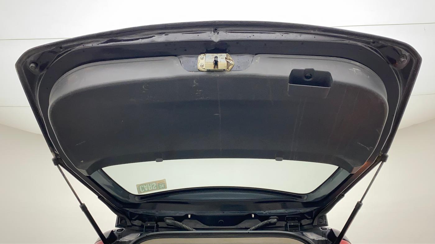 2010 Maruti Ritz VXI, Petrol, Manual, 82,020 km, Boot Door Open