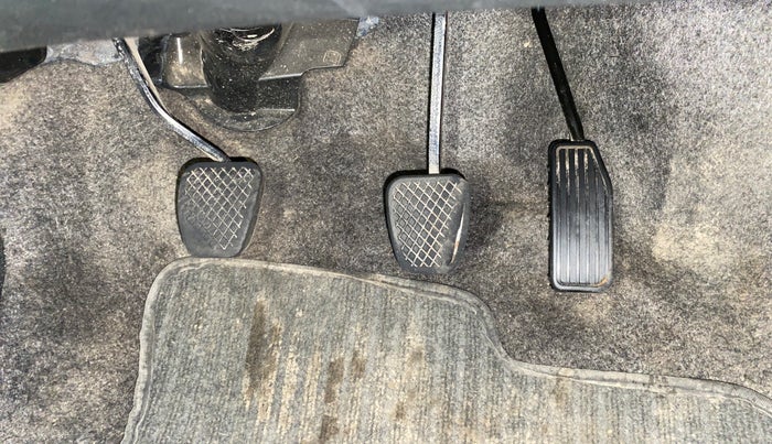 2014 Honda Amaze 1.2L I-VTEC S, Petrol, Manual, 58,085 km, Pedals