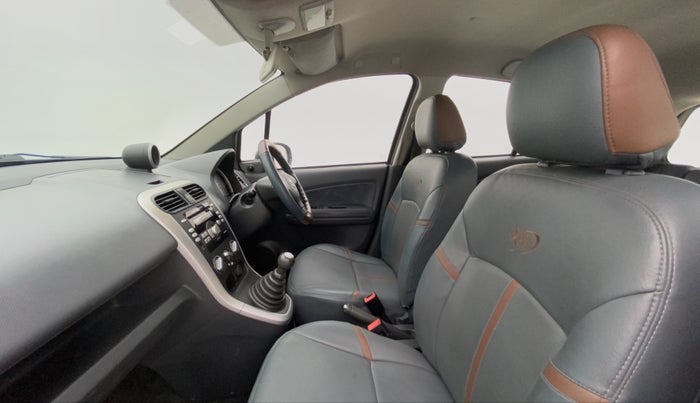 2011 Maruti Ritz VDI, Diesel, Manual, 61,784 km, Right Side Front Door Cabin