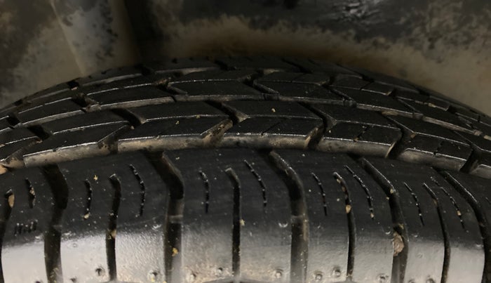 2011 Maruti Ritz VDI, Diesel, Manual, 61,784 km, Right Rear Tyre Tread
