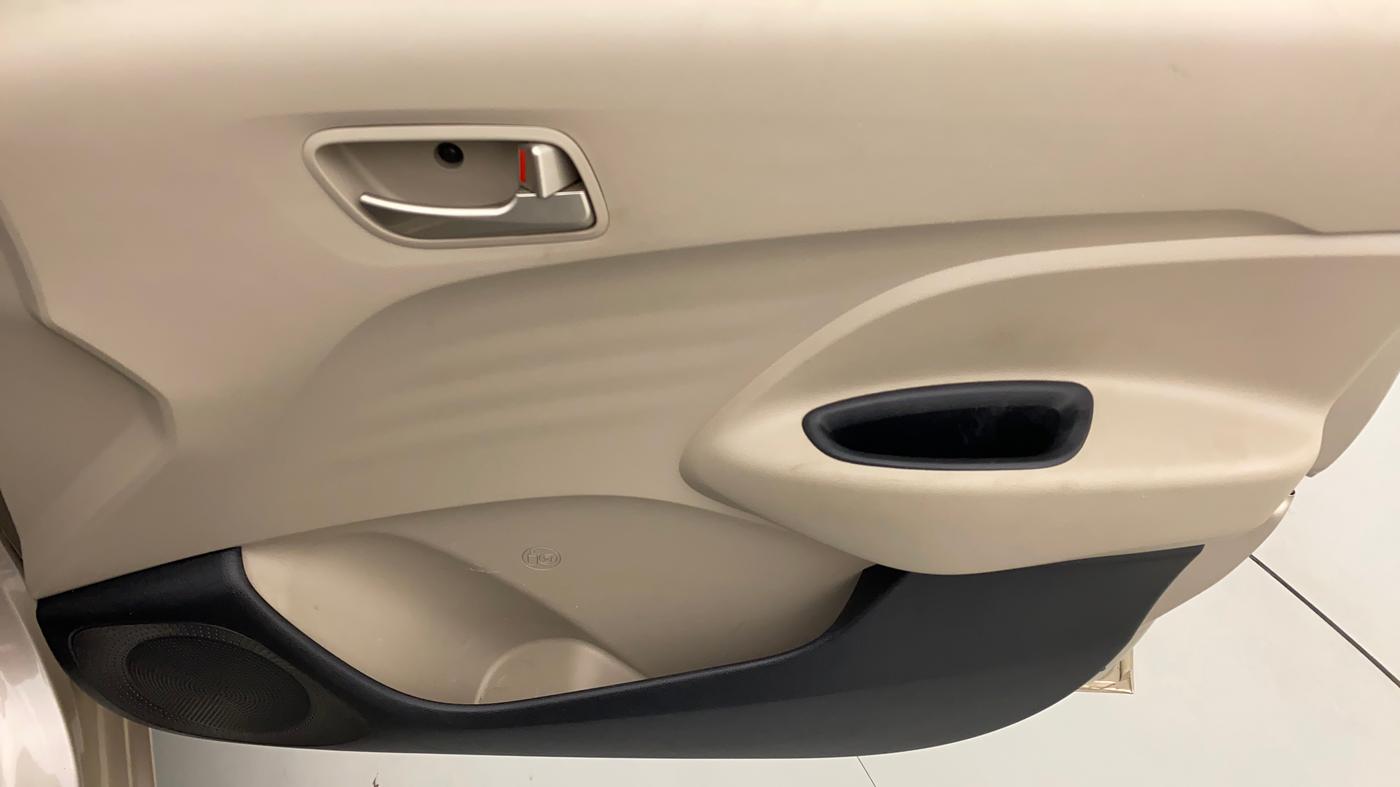 2018 Hyundai NEW SANTRO SPORTZ MT, Petrol, Manual, 10,361 km, Driver Side Door Panels Control
