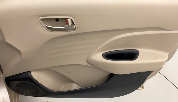 2018 Hyundai NEW SANTRO SPORTZ MT, Petrol, Manual, 10,361 km, Driver Side Door Panels Control