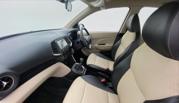 2018 Hyundai NEW SANTRO SPORTZ MT, Petrol, Manual, 10,361 km, Right Side Front Door Cabin
