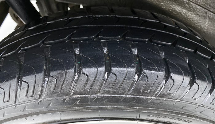 2018 Maruti Wagon R 1.0 VXI AMT, Petrol, Automatic, 21,323 km, Right Rear Tyre Tread