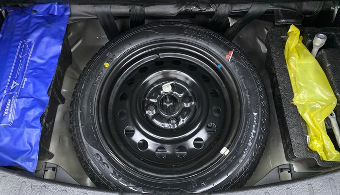 2018 Maruti Wagon R 1.0 VXI AMT, Petrol, Automatic, 21,323 km, Spare Tyre