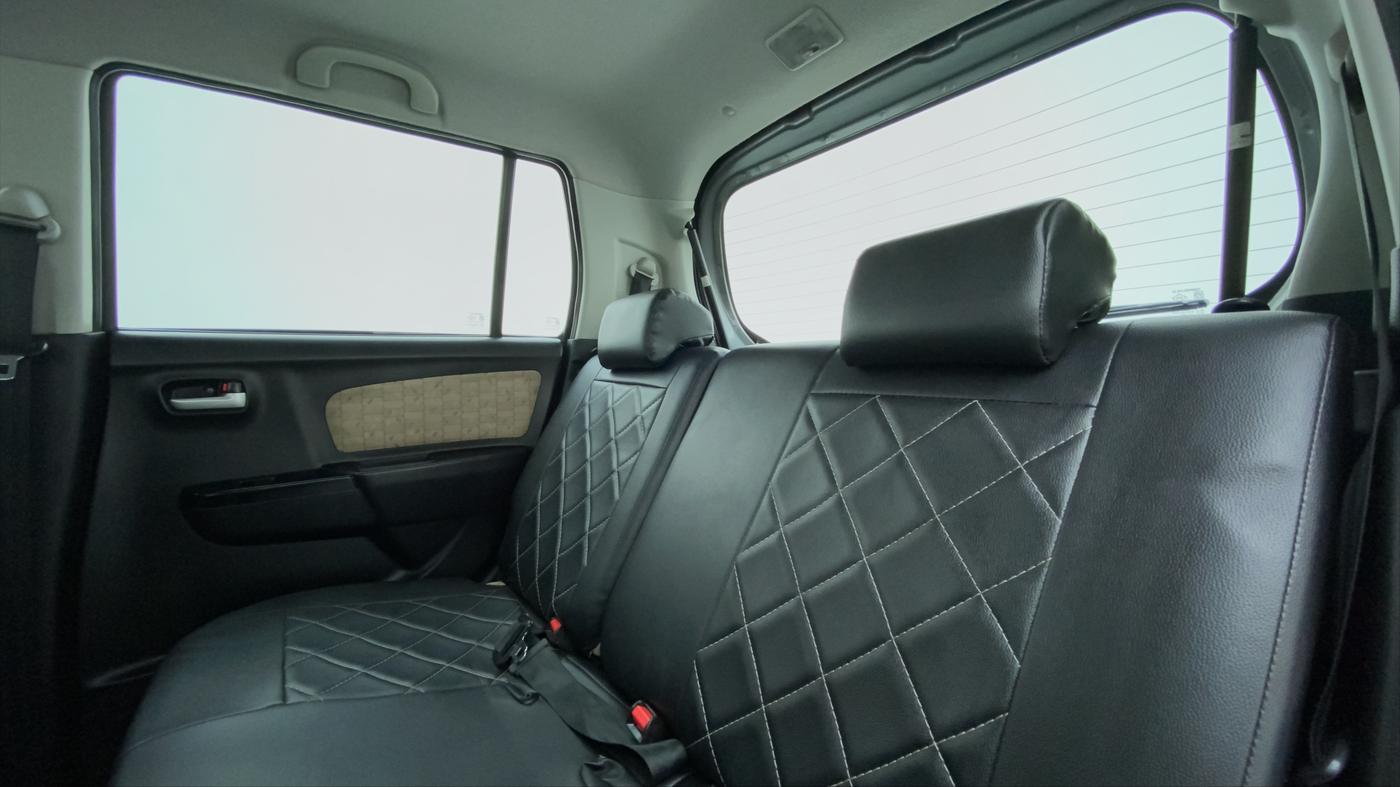 2018 Maruti Wagon R 1.0 VXI AMT, Petrol, Automatic, 21,323 km, Right Side Rear Door Cabin