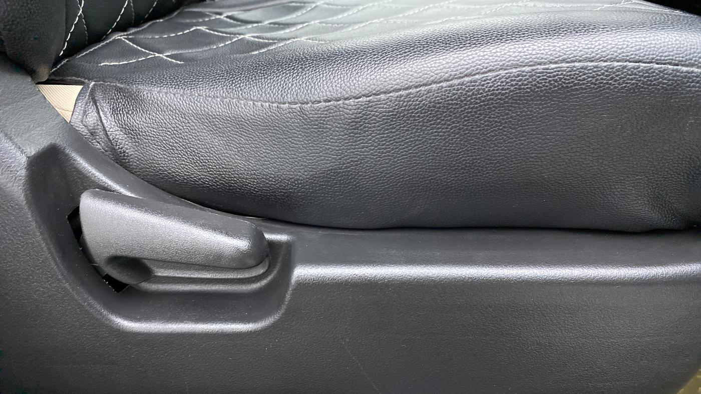 2018 Maruti Wagon R 1.0 VXI AMT, Petrol, Automatic, 21,323 km, Driver Side Adjustment Panel
