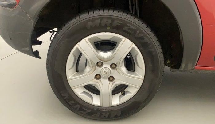 2019 Renault TRIBER RXZ, Petrol, Manual, 32,435 km, Right Rear Wheel