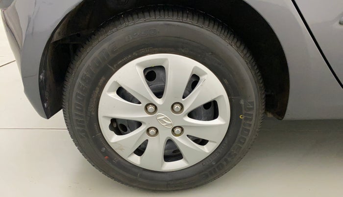2011 Hyundai i10 MAGNA 1.1, Petrol, Manual, 43,365 km, Right Rear Wheel