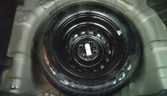 2013 Hyundai i20 MAGNA 1.2, Petrol, Manual, 74,070 km, Spare Tyre