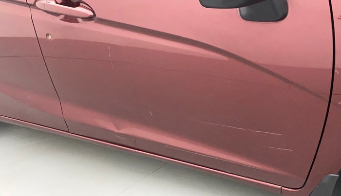2017 Honda Jazz 1.5L I-DTEC VX, Diesel, Manual, 50,761 km, Driver-side door - Minor scratches