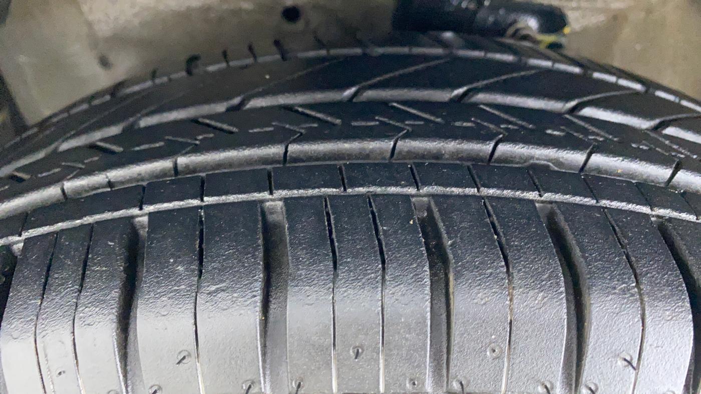 2018 Maruti Celerio ZXI OPT, Petrol, Manual, 73,319 km, Left Front Tyre Tread