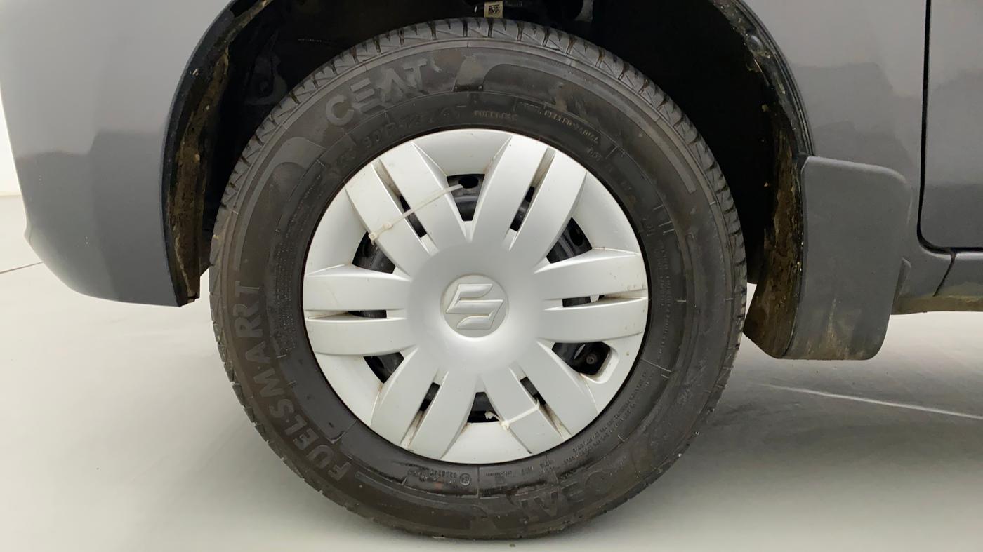 2021 Maruti Alto VXI, Petrol, Manual, 6,817 km, Left Front Wheel