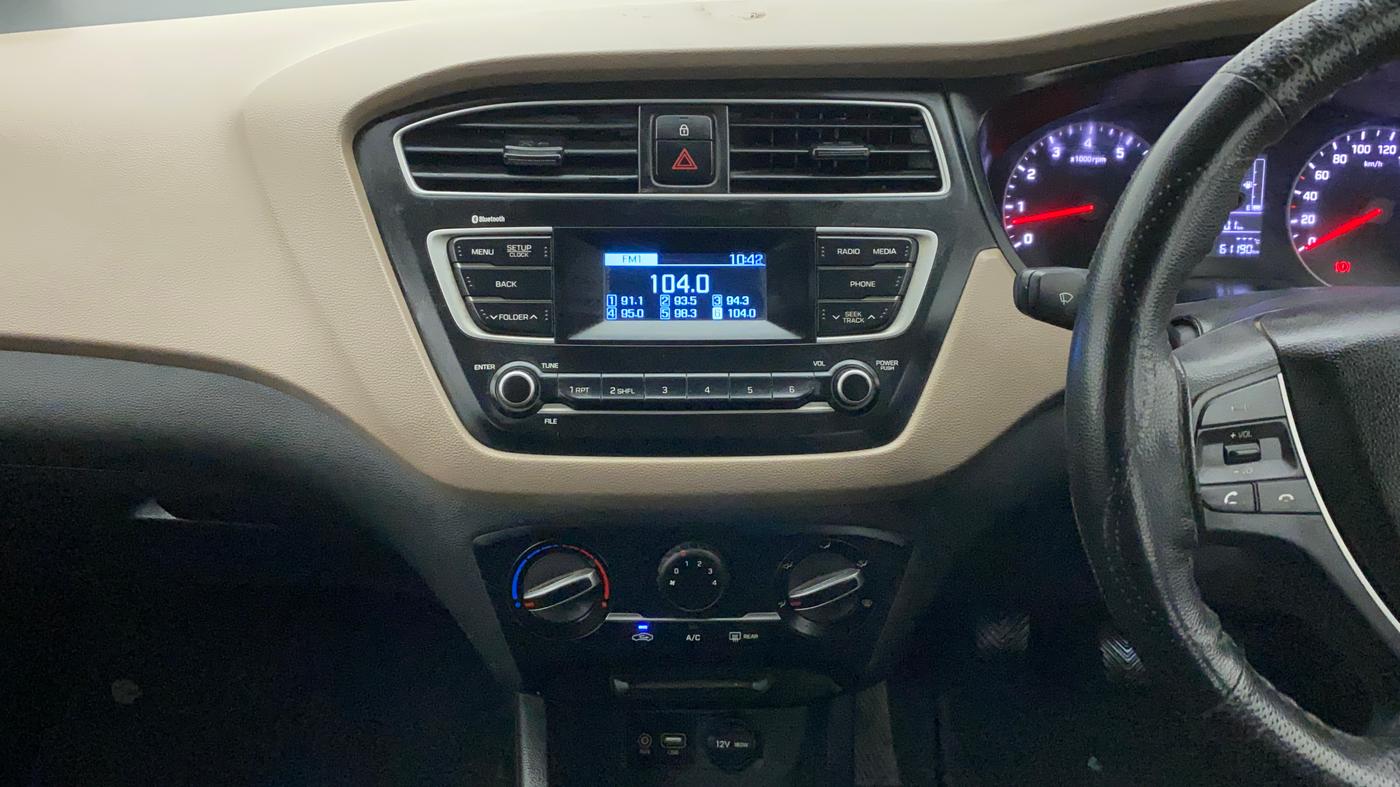 2018 Hyundai Elite i20 SPORTZ 1.2, Petrol, Manual, 61,300 km, Air Conditioner