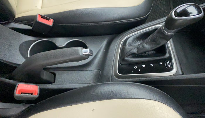 2017 Hyundai Verna 1.6 CRDI SX + AT, Diesel, Automatic, 93,828 km, Gear Lever