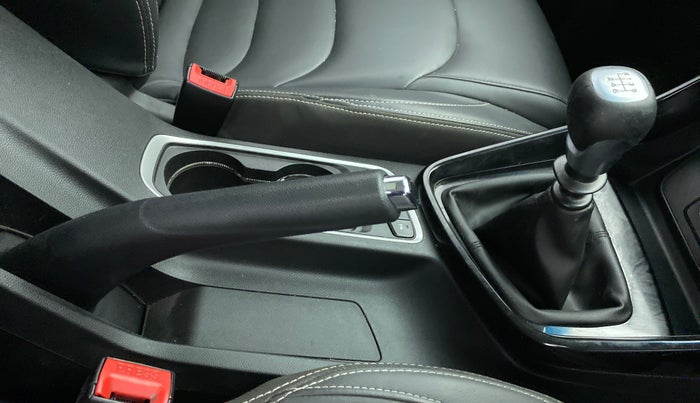 2019 MG HECTOR SHARP 2.0 DIESEL, Diesel, Manual, 56,923 km, Gear Lever