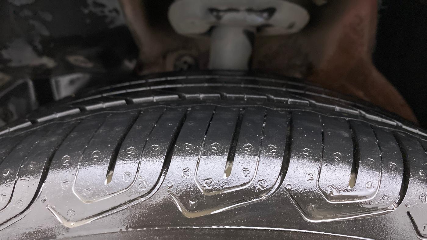 2019 MG HECTOR SHARP 2.0 DIESEL, Diesel, Manual, 56,923 km, Left Front Tyre Tread