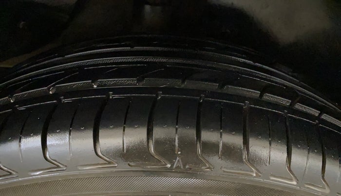 2019 Hyundai Creta SX AT 1.6 PETROL, Petrol, Automatic, 51,698 km, Right Rear Tyre Tread