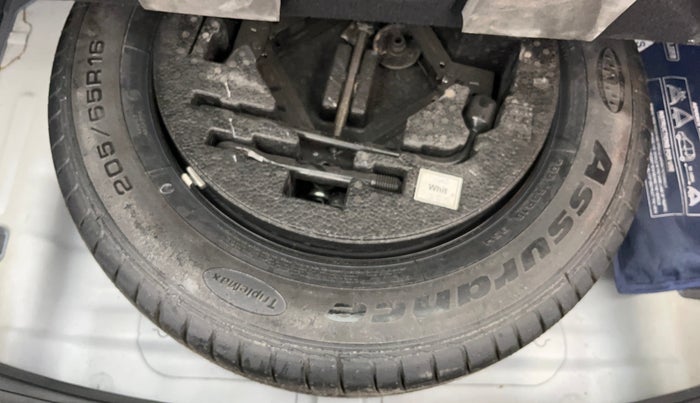 2017 Hyundai Creta E PLUS 1.6 PETROL, Petrol, Manual, 77,237 km, Spare Tyre