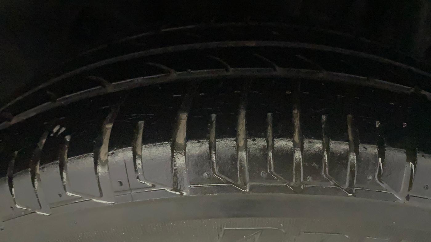 2017 Tata Tiago XT PETROL, Petrol, Manual, 26,993 km, Left Rear Tyre Tread
