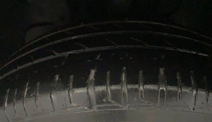 2017 Tata Tiago XT PETROL, Petrol, Manual, 26,993 km, Left Front Tyre Tread